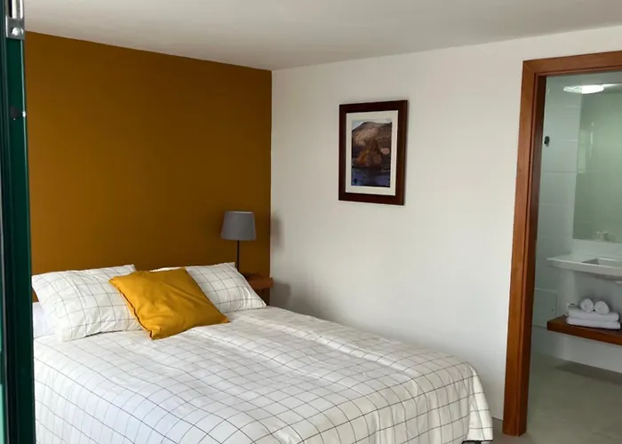 Hotel-finca Rural Jose Manuel 28pax * San Bartolomé