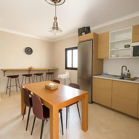 Hotel-finca Rural Jose Manuel 28pax * Сан-Бартоломе