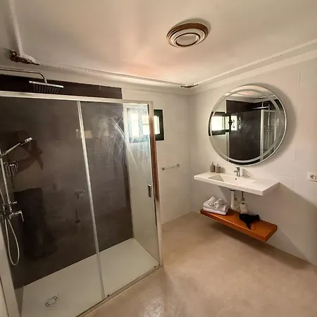 Hotel-finca Rural Jose Manuel 28pax * Сан-Бартоломе