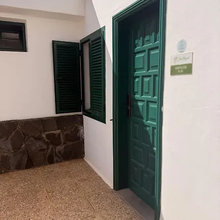 Hotel-finca Rural Jose Manuel 28pax Сан-Бартоломе