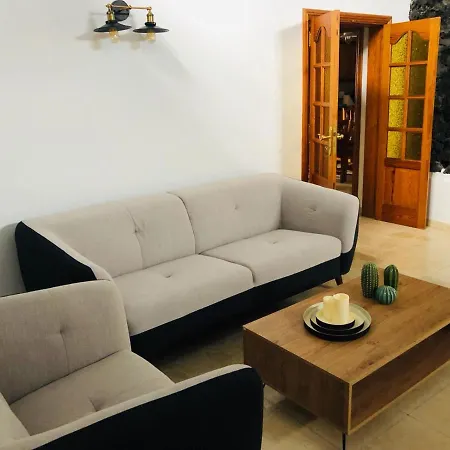 Hotel-finca Rural Jose Manuel 28pax Летний дом