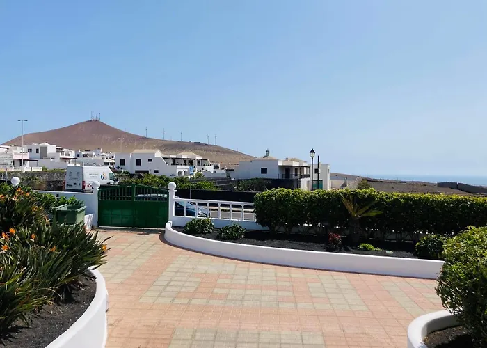 Hotel-finca Rural Jose Manuel 28pax * San Bartolomé